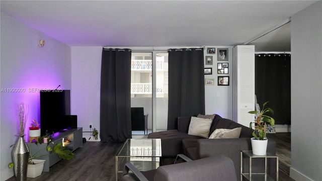 1833 S Ocean Dr 609, Hallandale Beach, FL 33009