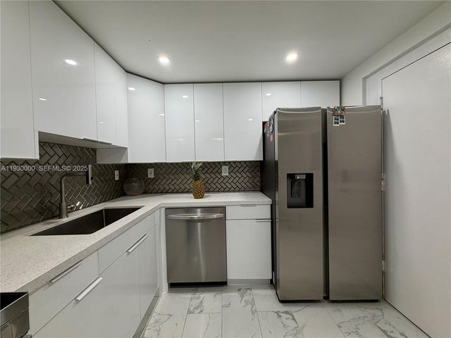 1833 S Ocean Dr 609, Hallandale Beach, FL 33009