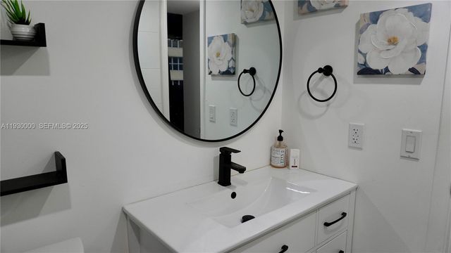 1833 S Ocean Dr 609, Hallandale Beach, FL 33009