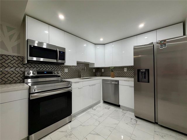 1833 S Ocean Dr 609, Hallandale Beach, FL 33009