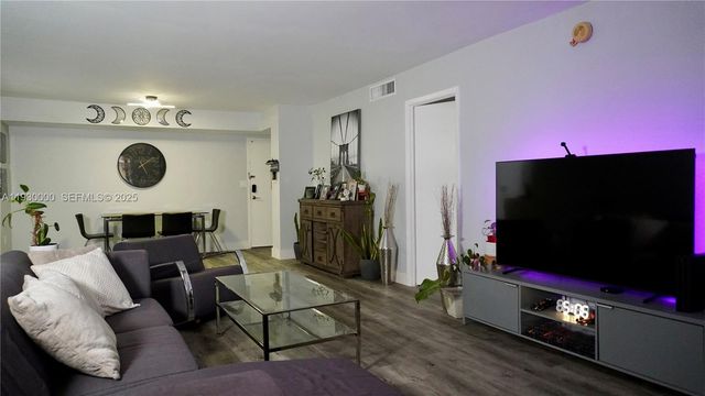 1833 S Ocean Dr 609, Hallandale Beach, FL 33009