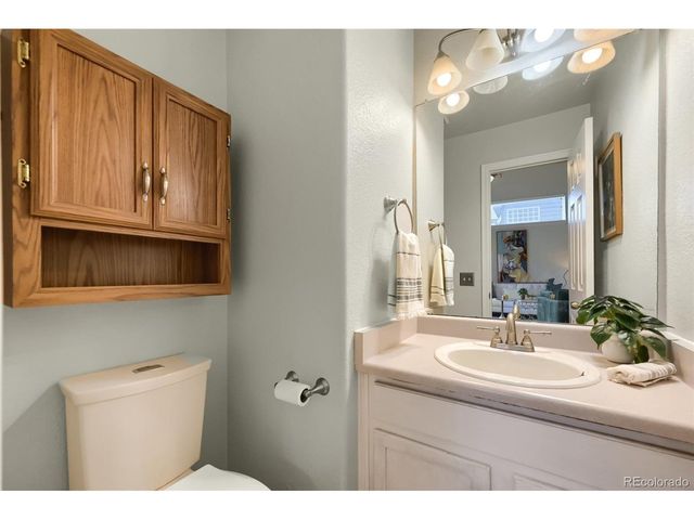 4560 Cottonwood Lakes Blvd, Thornton, CO 80241