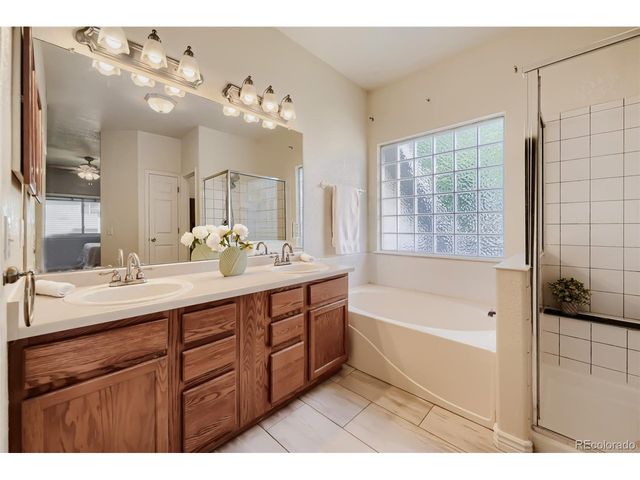 4560 Cottonwood Lakes Blvd, Thornton, CO 80241