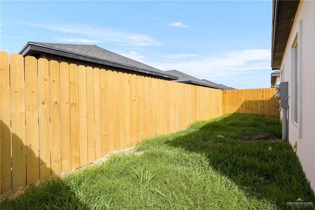 408 N Alexandrite Avenue, Edinburg, TX 78541