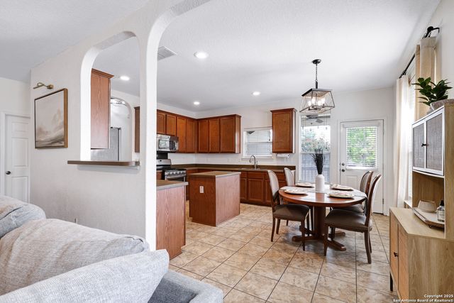 12115 Harris Hawk, San Antonio, TX 78253