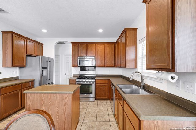12115 Harris Hawk, San Antonio, TX 78253