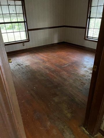 5048 Monroe Street, Groves, TX 77619