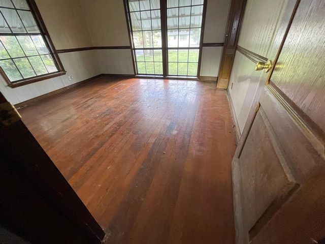 5048 Monroe Street, Groves, TX 77619