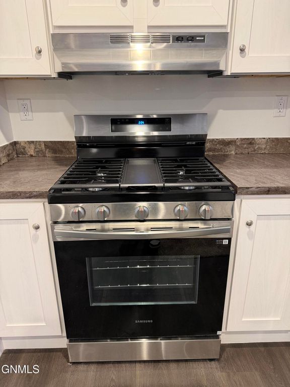 703 6th Avenue SE, Mandan, ND 58554 photo 4