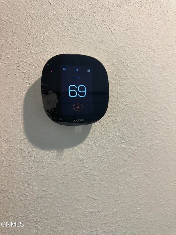 703 6th Avenue SE, Mandan, ND 58554 photo 9