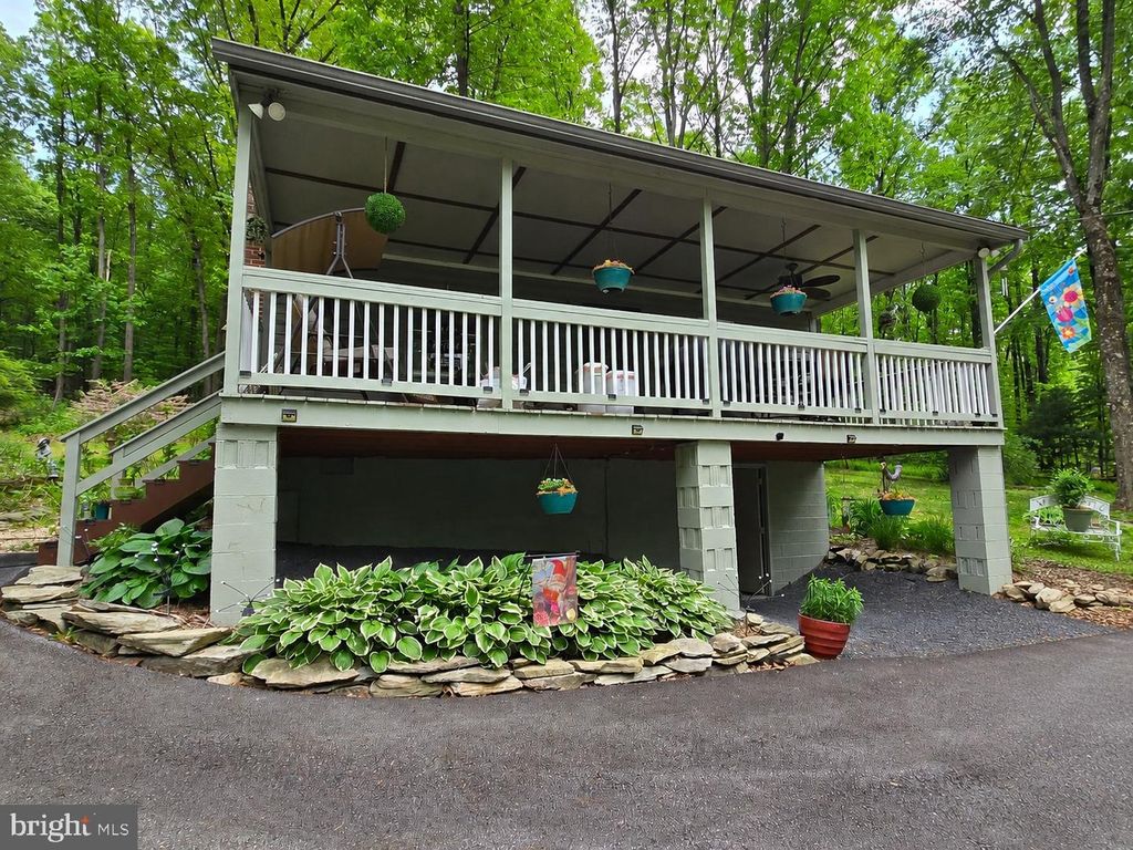 45 TWIN OAK, Aspers, PA 17304