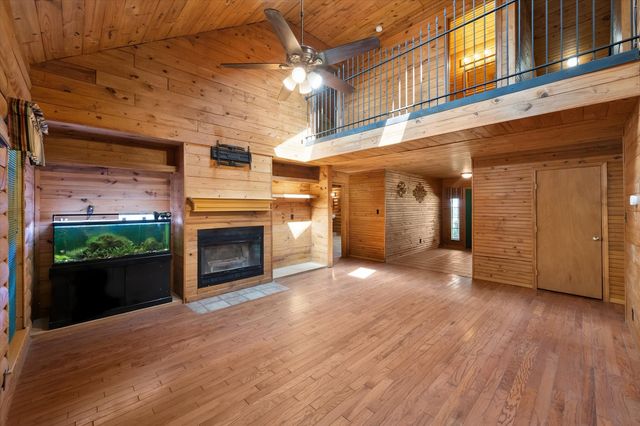 5035 Loper Circle, Streetman, TX 75859