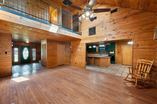 5035 Loper Circle, Streetman, TX 75859