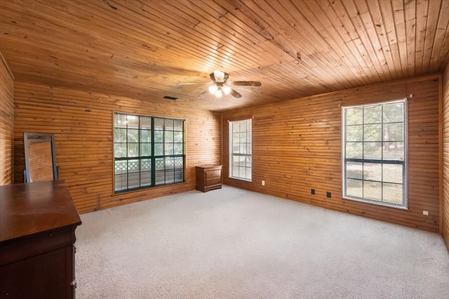 5035 Loper Circle, Streetman, TX 75859