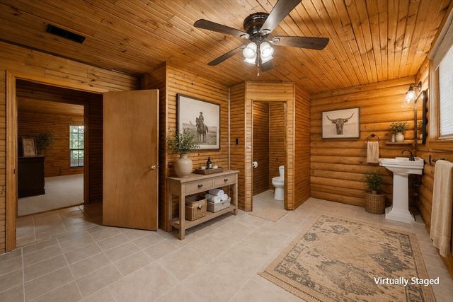 5035 Loper Circle, Streetman, TX 75859