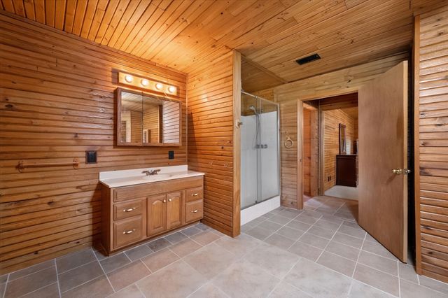 5035 Loper Circle, Streetman, TX 75859