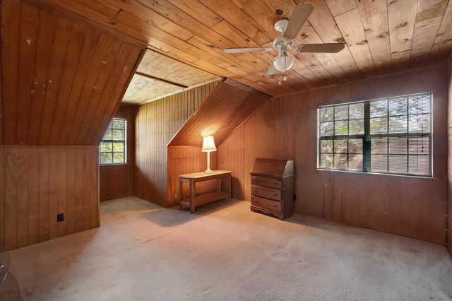 5035 Loper Circle, Streetman, TX 75859