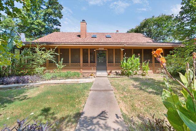 5035 Loper Circle, Streetman, TX 75859