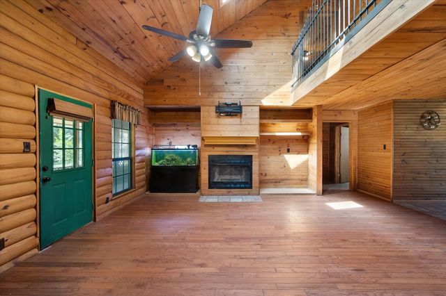 5035 Loper Circle, Streetman, TX 75859