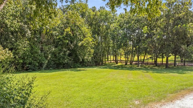 00 Fm 1097 Road W, Willis, TX 77318