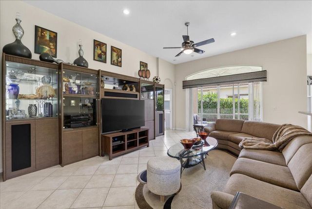 7196 Lorenzo Lane, Delray Beach, FL 33446