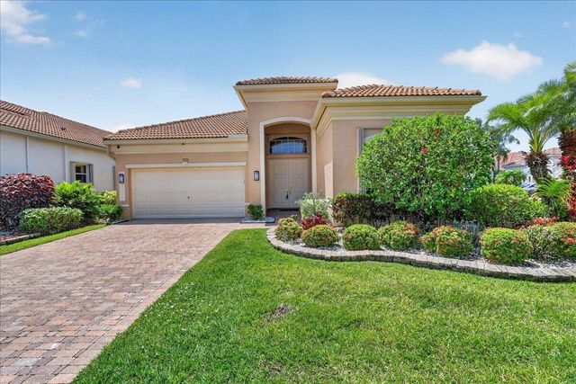 7196 Lorenzo Lane, Delray Beach, FL 33446