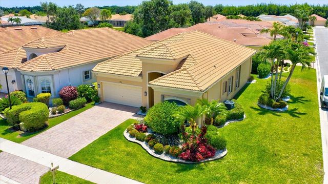 7196 Lorenzo Lane, Delray Beach, FL 33446