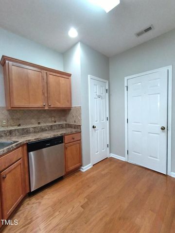 524 Woodson Drive, Clayton, NC 27527