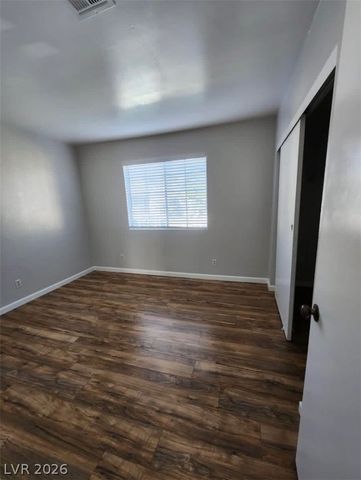 2732 Alicialynn Way, Las Vegas, NV 89121