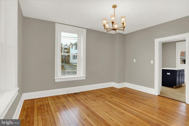 48 E FRANKLIN ST, New Freedom, PA 17349