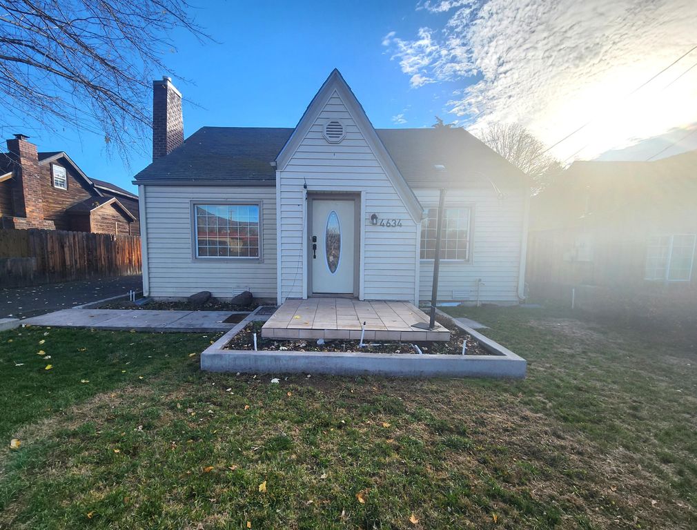 4634 Crosby Avenue, Klamath Falls, OR 97603