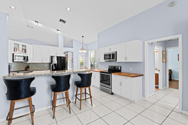 4220 NW 90TH Terrace, Coral Springs, FL 33065
