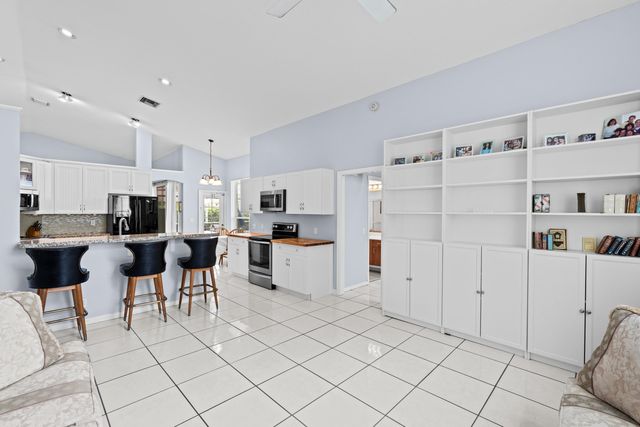 4220 NW 90TH Terrace, Coral Springs, FL 33065