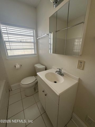 210 13TH Avenue N, Jacksonville Beach, FL 32250