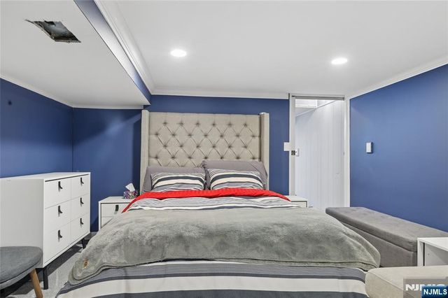 97 Ramapo Hills Boulevard, Oakland, NJ 07436