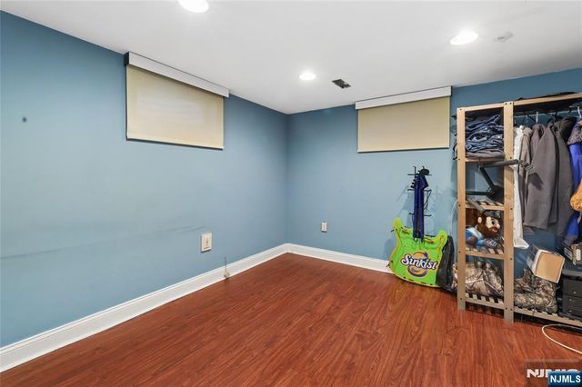 97 Ramapo Hills Boulevard, Oakland, NJ 07436