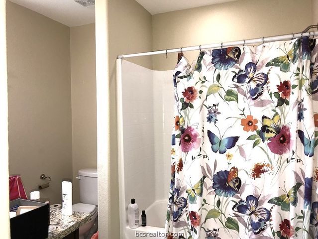 1122 Phoenix Street, College Station, TX 77840