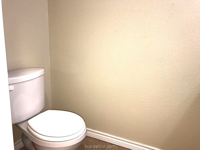 1122 Phoenix Street, College Station, TX 77840