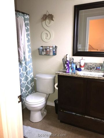 1122 Phoenix Street, College Station, TX 77840