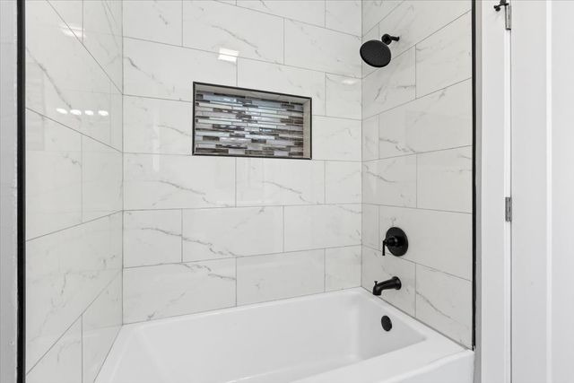 6128 S Rhodes Avenue 1, Chicago, IL 60637