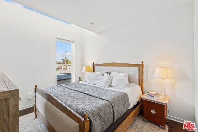 8408 Blackburn Avenue, Los Angeles, CA 90048