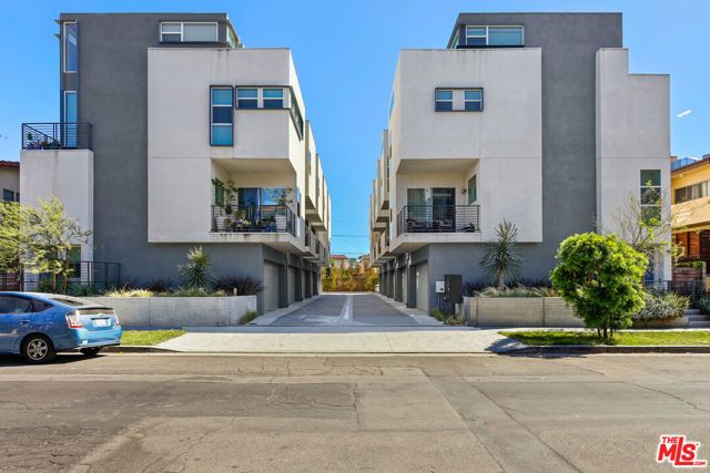 8408 Blackburn Avenue, Los Angeles, CA 90048