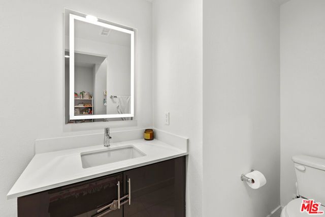 8408 Blackburn Avenue, Los Angeles, CA 90048