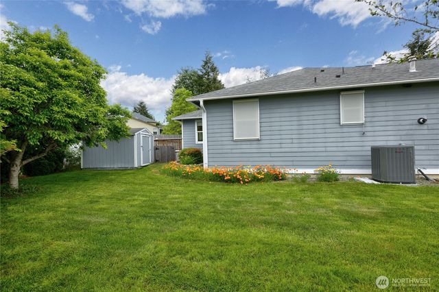 1392 Turquoise Court NE, Poulsbo, WA 98370