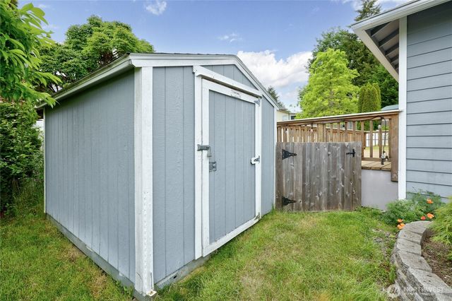 1392 Turquoise Court NE, Poulsbo, WA 98370