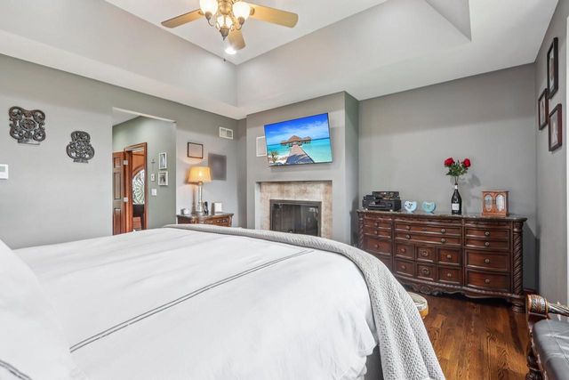 14165 Lindsay DRIVE, Brookfield, WI 53005