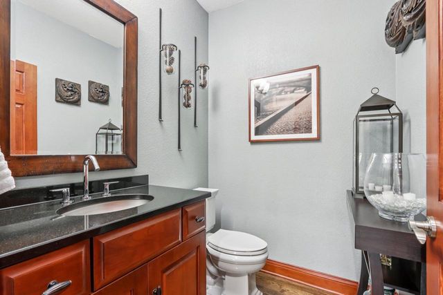 14165 Lindsay DRIVE, Brookfield, WI 53005