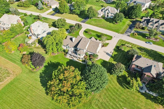 14165 Lindsay DRIVE, Brookfield, WI 53005