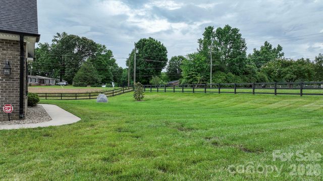 3426 Rilla Hamilton Road, Monroe, NC 28110