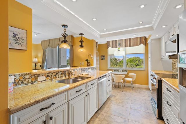 3210 SE 10th Street 4a, Pompano Beach, FL 33062